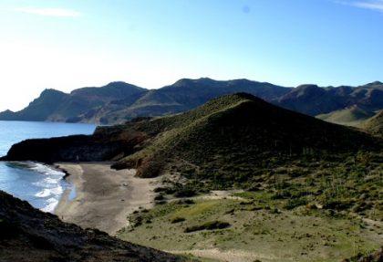 playas desconocidas en Cabo de Gata